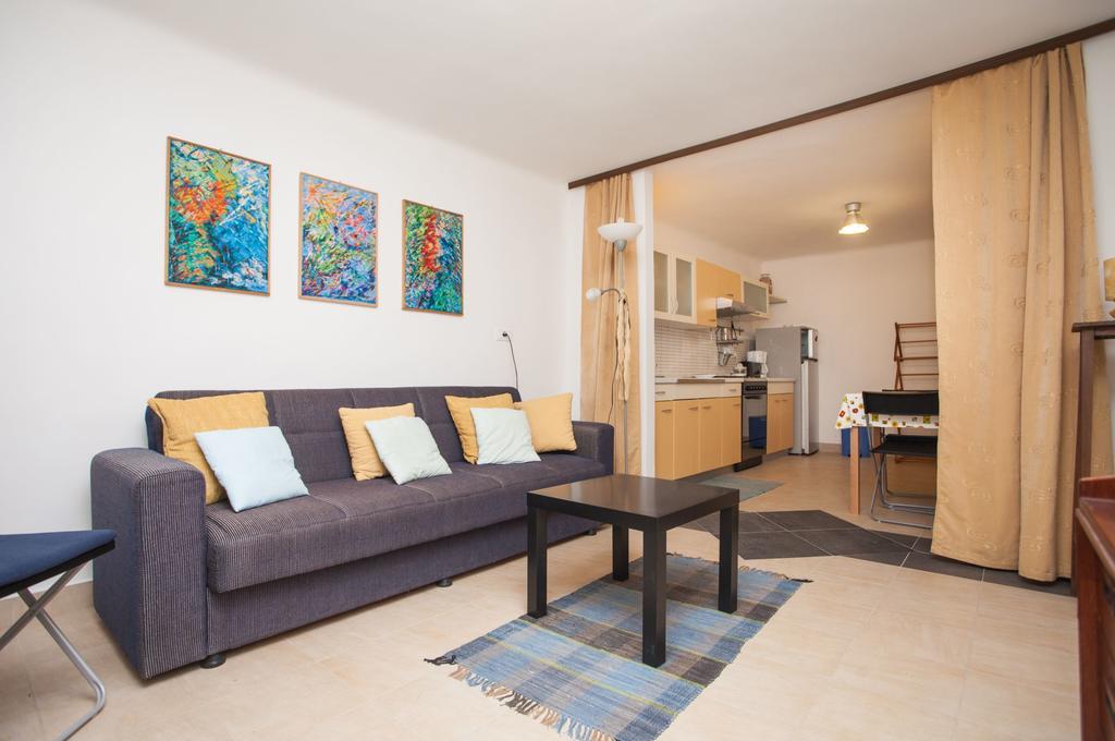 Apartment Zdenac Ρόβινι Εξωτερικό φωτογραφία