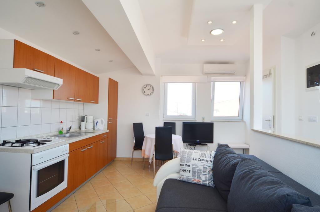 Apartment Zdenac Ρόβινι Εξωτερικό φωτογραφία