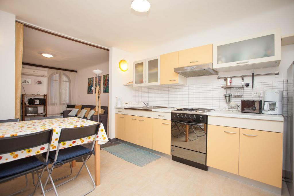 Apartment Zdenac Ρόβινι Εξωτερικό φωτογραφία
